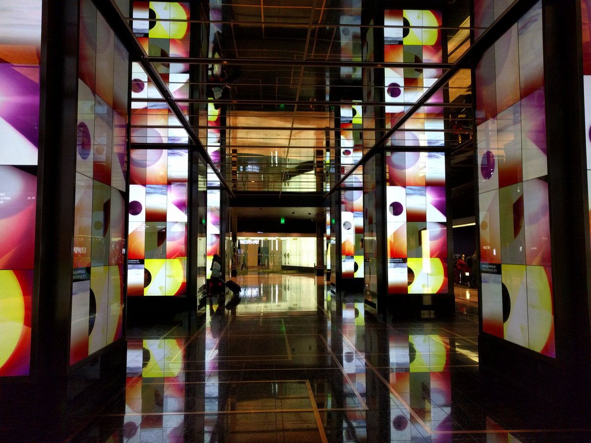 PierNoovle's tweet photo. C-nario installation at Cosmopolitan Las Vegas #noovle4change https://t.co/FiK2h7xyqz