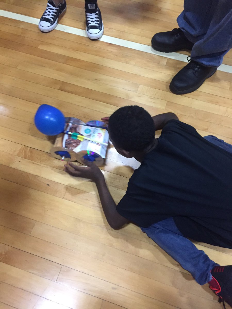 lancour28's tweet photo. #csdSTEAM @maureenhart38 https://t.co/HxTPJ3iJI5