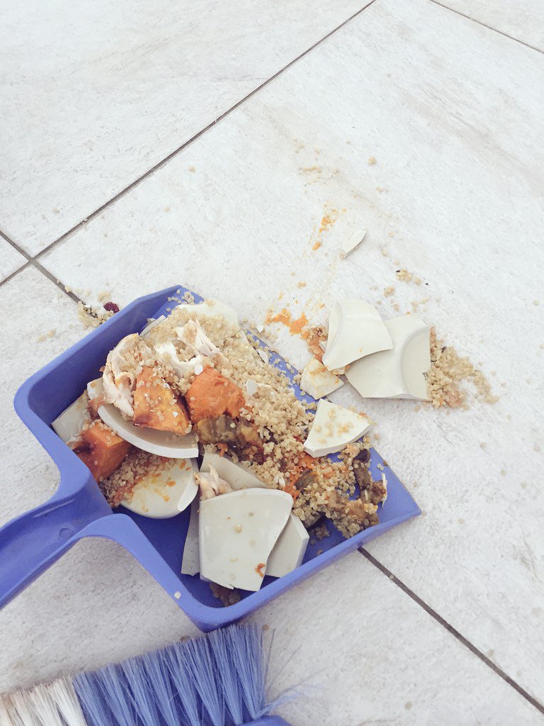 lauraenever's tweet photo. Let's make pumpkin , quinoa and veggies for lunch 😭 nawt https://t.co/fIQpCqmE7L