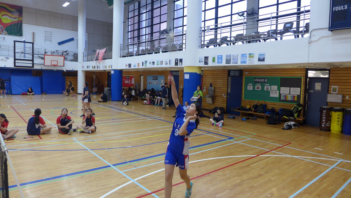 dsmithaissports's tweet photo. AIS Eagles U14G badminton snatch 3-0 win over HKIS. Drop heartbreaker 2-3 vs Harrow. In playoff mix 1-1. Good Luck! https://t.co/qC0rG1yyIj