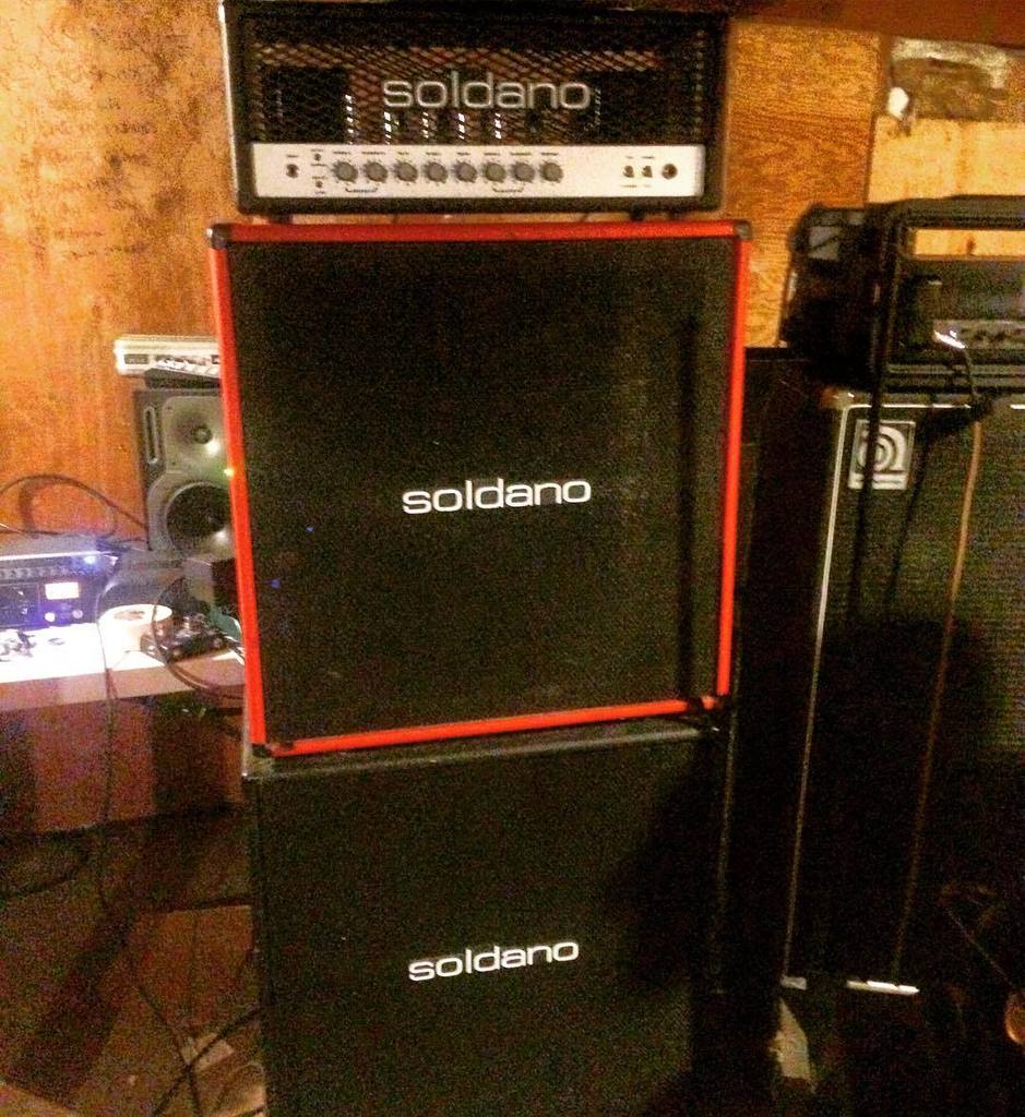 theealchemist's tweet photo. Oh yes, band practices resumes......
#lordellis https://t.co/PlZrpMRMjz