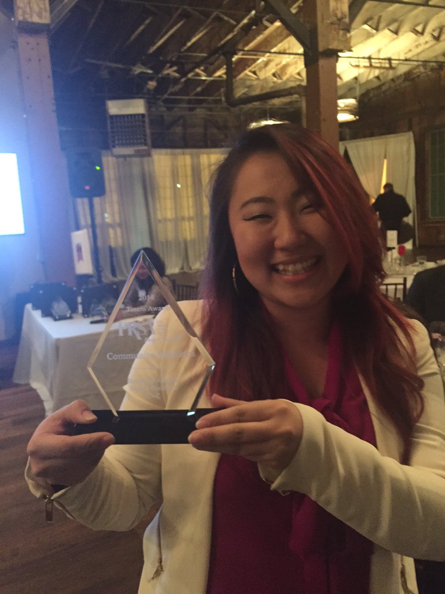 ColehourCohen's tweet photo. Totem Award for @SeattleGoodwill #breakup4good! @AskTere #totems2016 https://t.co/r94FJWZJl7