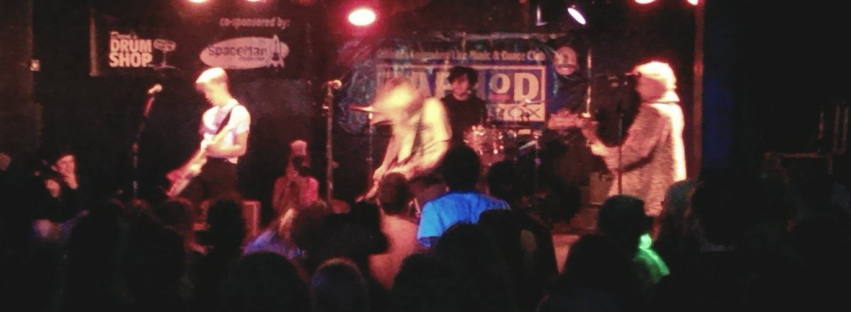 zaphods_ottawa's tweet photo. So @swmrsca_ frigging rule and you're missing out. That is all. Thanks again, @spectrasonic! #ZB25 https://t.co/wdQesNUAqH