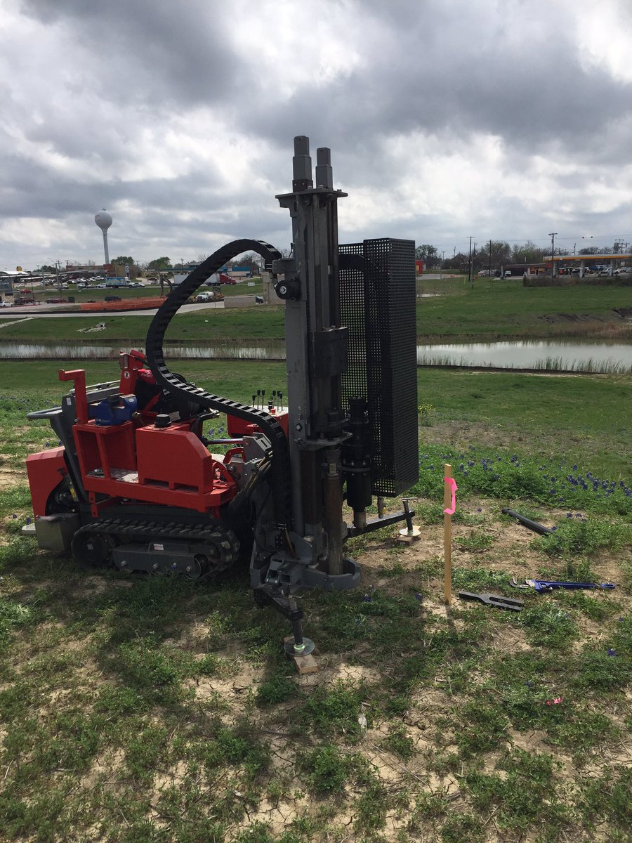 greentrackdrill's tweet photo. Drilling in Manor, TX before the rain comes in https://t.co/BBd2BKSZXT