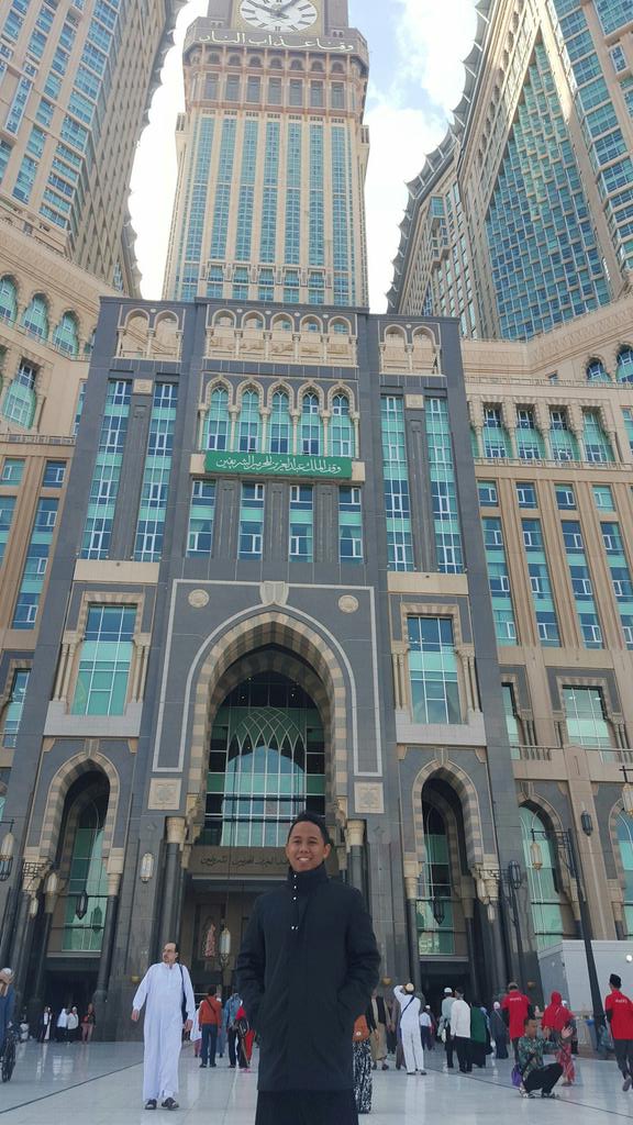 Miliki impian yang besar, karna Allah Maha Besar.