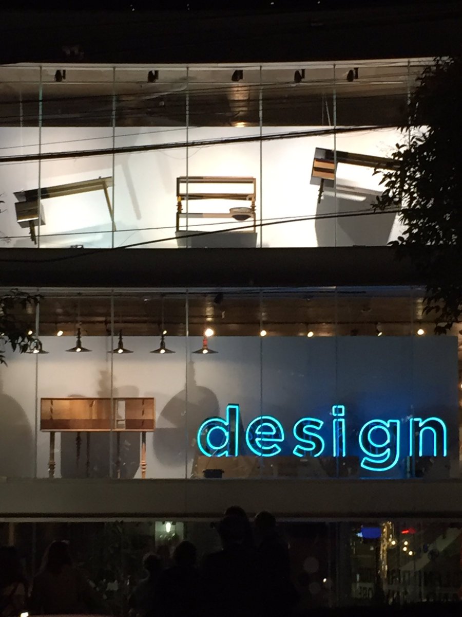 emiliocabrero's tweet photo. #diseño #CDMX Nuevos aparadores @Blendmexico @MXDESIGNWEEK @adhocmx https://t.co/IEamvbfrWy