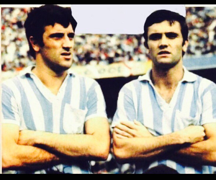 cholosottile's tweet photo. "Hoy, más que nunca, abrazo de gol para todos". Buen homenaje de @Gustavo_Cima al Mariscal al cerrar la transmisión. https://t.co/YlaBxgAAjs