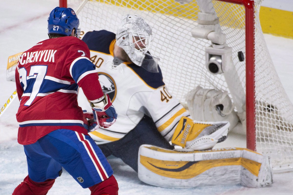 SportsCentre's tweet photo. Galchenyuk scores two goals as Habs get past Sabres 3-2, but Subban injured late in game. https://t.co/TQdcT5bNW6 https://t.co/Q5g9Utvdpp