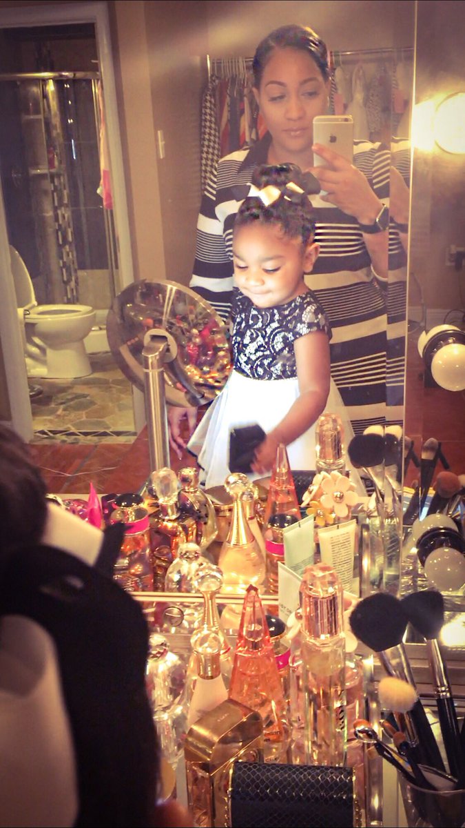 amarie83xoxo's tweet photo. ππ we Gotta wait until she's ready....so we can go. π #MiniAmy #IgaveHerMyCrown https://t.co/jIHMRhdD1G