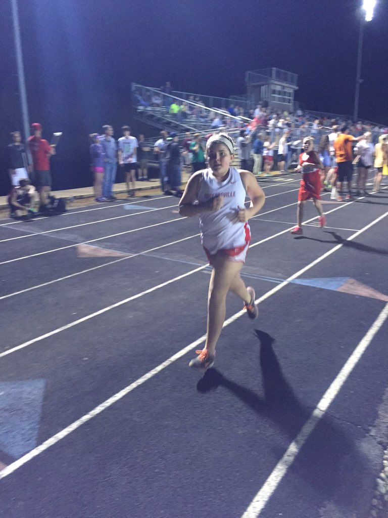 MarcyDorman's tweet photo. First track meet. #goHads. https://t.co/BYEMf08nCI