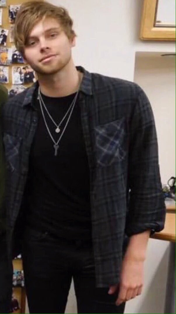 mickthicc's tweet image. i have this ray of sunshine who needs u