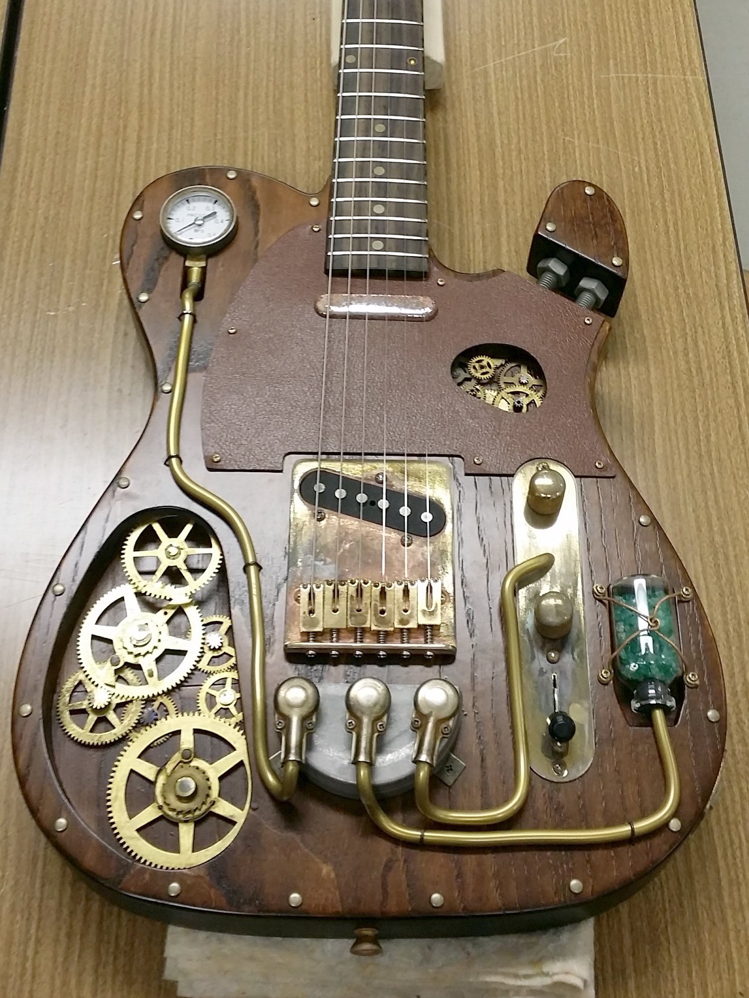 ESP学園(東京)ギタークラフト科 on X: 