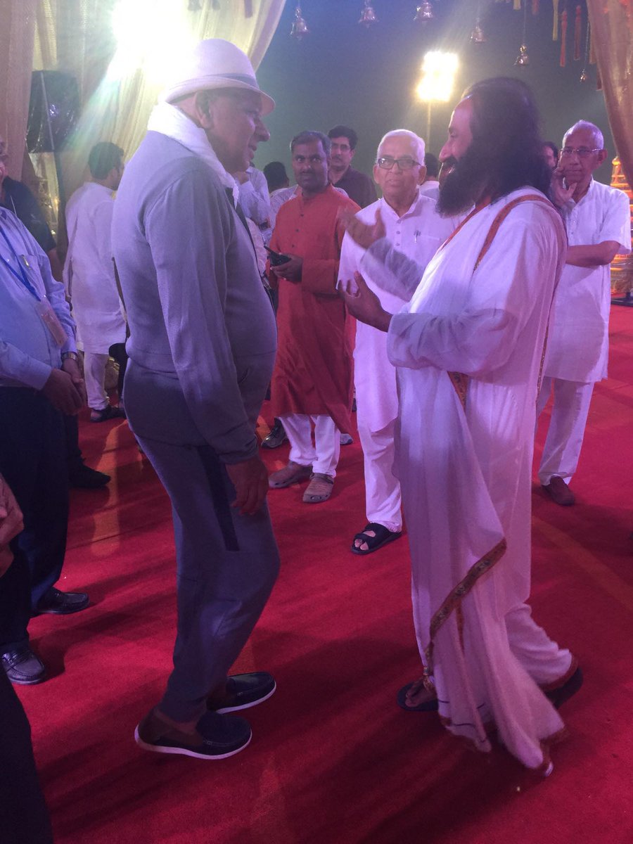 drm_1's tweet photo. Dr M @ The World Culture Festival 2016, the celebration of #TheArtofLiving's 35 years of service https://t.co/W3c3NiIMhT