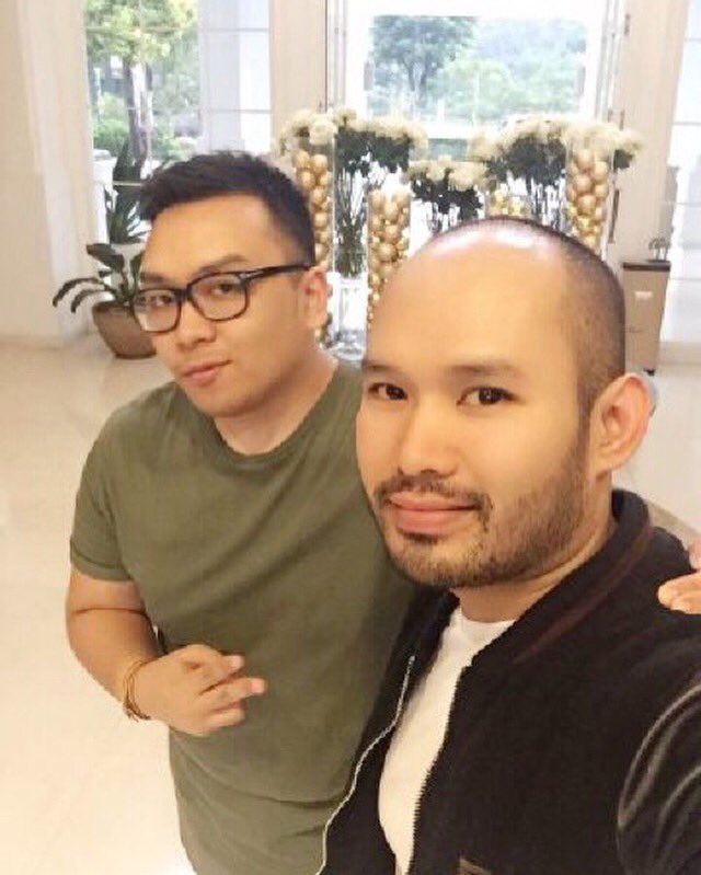 IcanLembang's tweet photo. The Bald and Beautiful 😋😋 https://t.co/m8Nru6g9gU