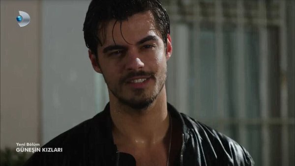 Sırılsıklamaşk 
 #GüneşinKızlarıDevamEtsin