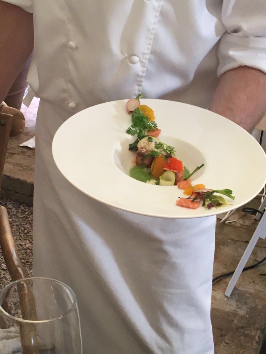 phillip_minnaar's tweet photo. @BFSfoodservice #michelinstarchef @GodivaSpa #awesome yummy!!! https://t.co/sMtagPFlAg
