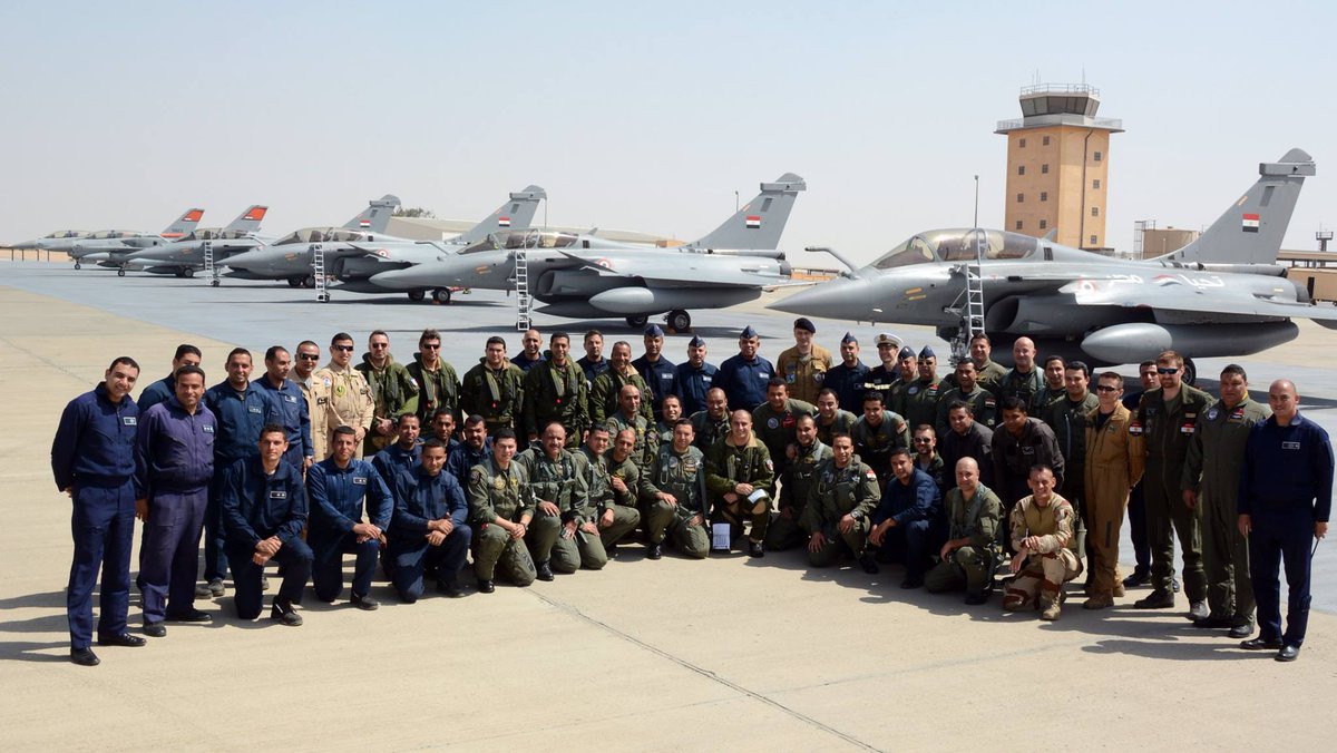 بدء المناورات العسكرية المصرية الفرنسية المشتركة في البحر المتوسط " رمسيس -2016 "  CdQ-G3MW0AAxvhw