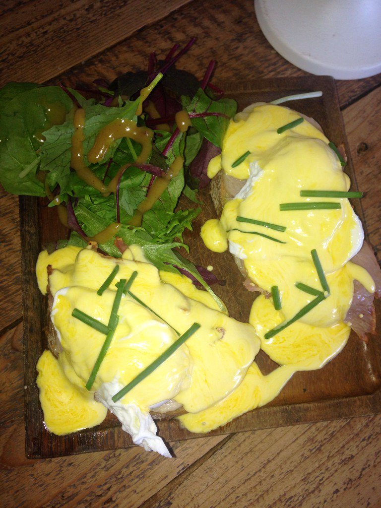 57ForeStreet's tweet photo. Eggs Benedict 57 Fore St Stylie#foodie#stives#brunch#Cornwall https://t.co/rgPaAtHypZ