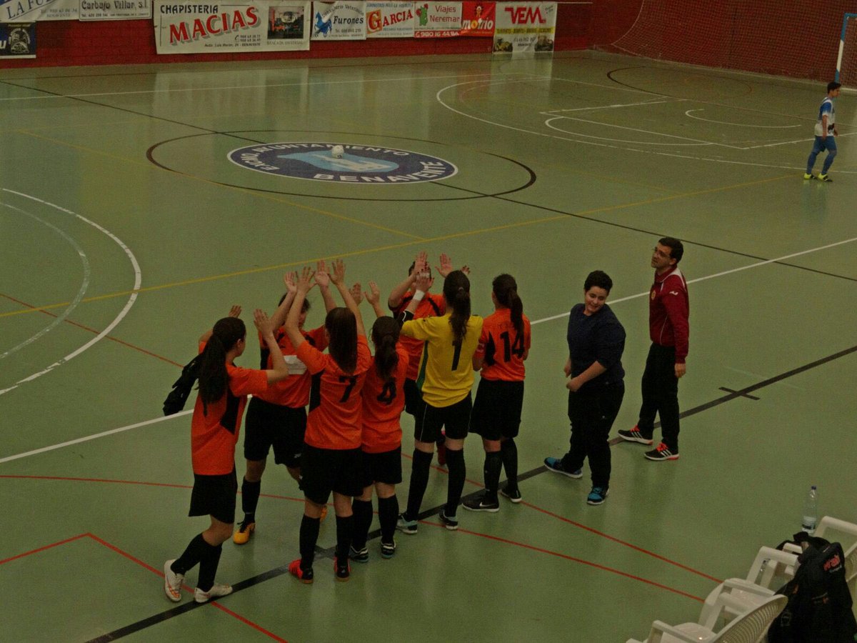 CD Tres Columnas tweet media