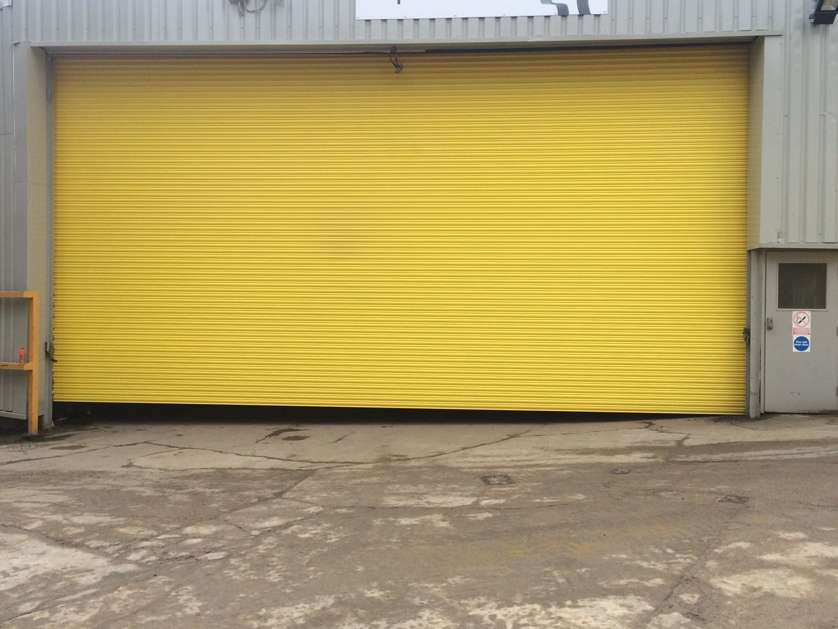 Just a tiny 9m roller popped in today....  #howheavy