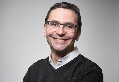 DouciDouce's tweet photo. Le témoignage d'un @HECalumni serial #entrepreneur qui s’est construit grâce au #digital https://t.co/s1nv1K6Xf3 https://t.co/R2lyzJgc2k