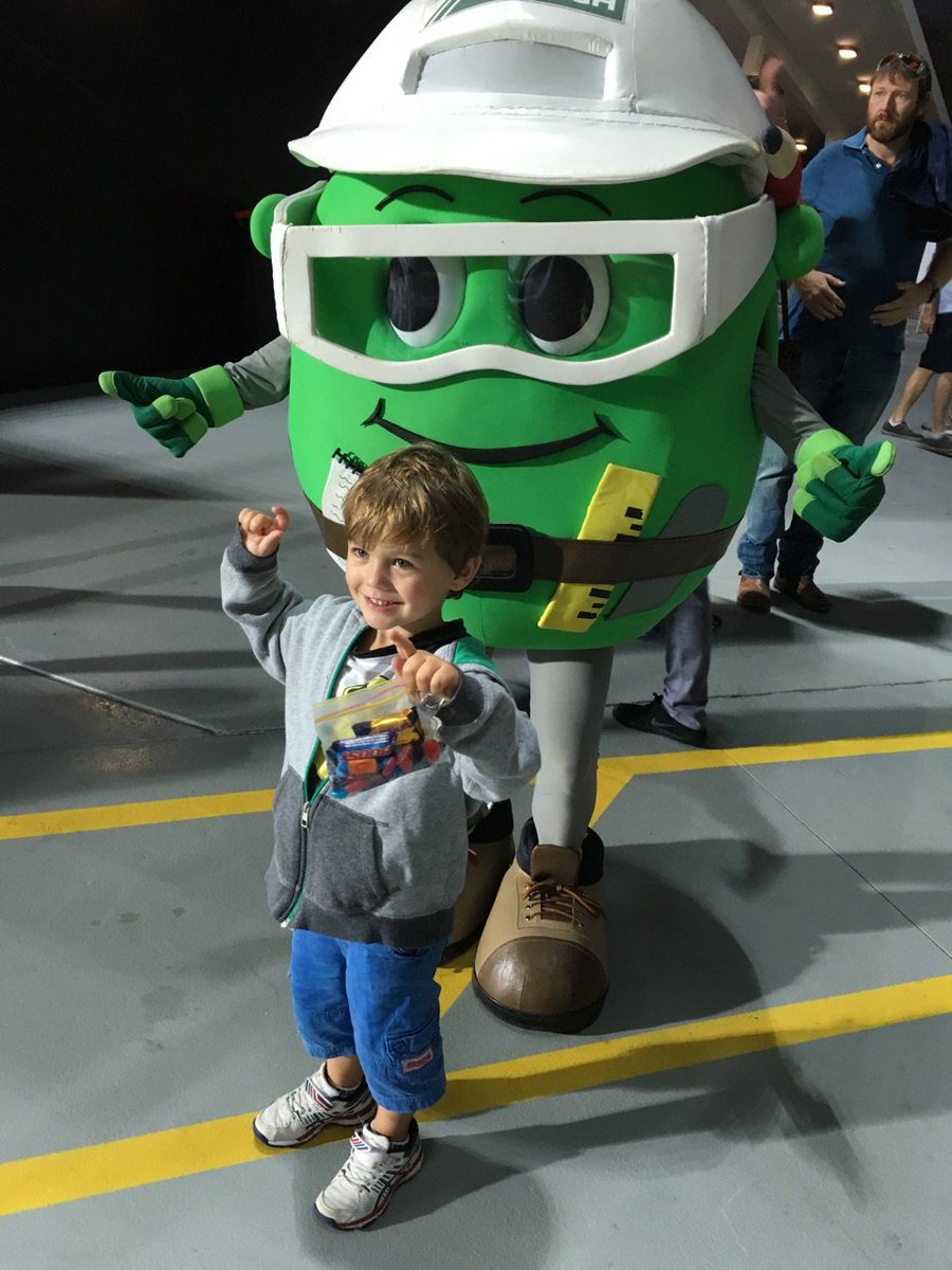 MeridianWA's tweet image. Spotted in the sea of blue at the Force Field! #DavidPocock #sarfsupporters #FORvBRU #seaofblue