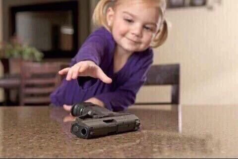 MaBlerh's tweet photo. When Oscar got bored of the cricket bat... #MemeHistory https://t.co/h4d2rNoK35