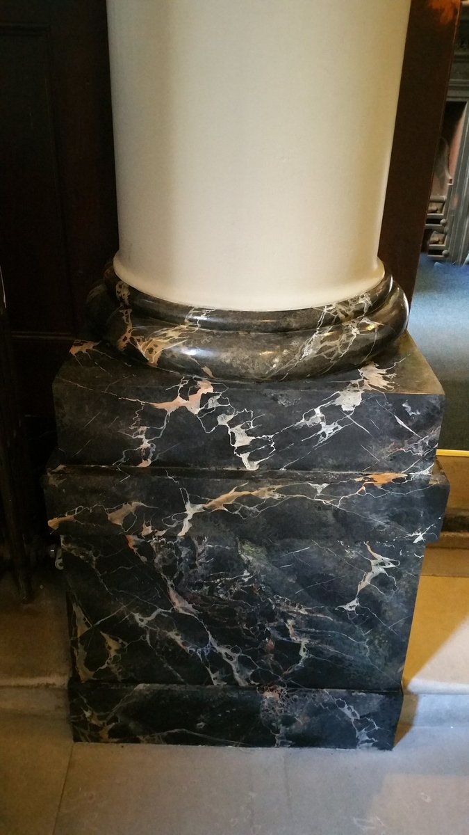 HVARThenry's tweet photo. Hand painted faux marble with soft lustre finish #thetravellersclub #PallMall #fauxfinishes #handpaintedmarble https://t.co/nfbDP0cL6W