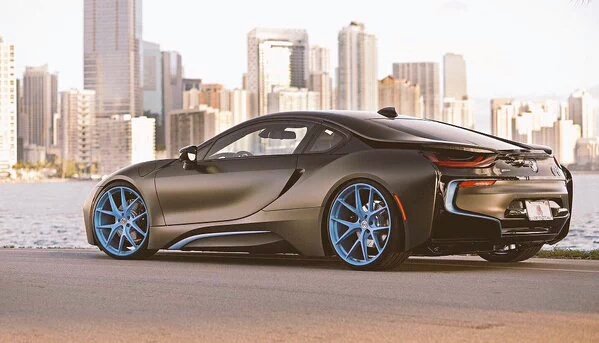 RichFunStuff's tweet photo. Beautiful matte i8 https://t.co/JRIknOniyD