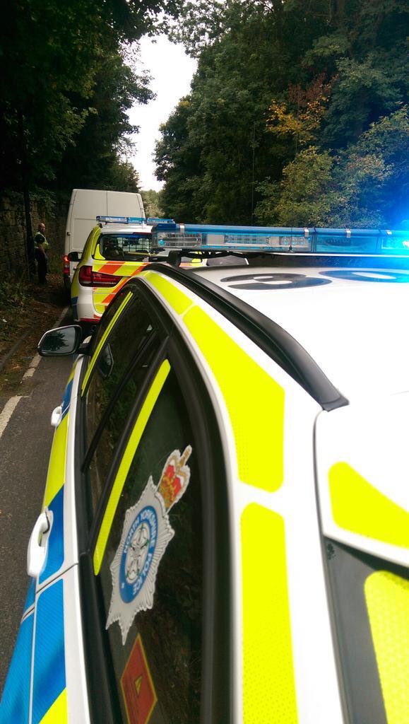 NYPFootball's tweet photo. #FootballUnit joined by colleagues from @snayorknorth @snayorkwest @SNAYorkCityEast #keepingyousafe #OpChant #ycfc https://t.co/jtjMQ48IE6