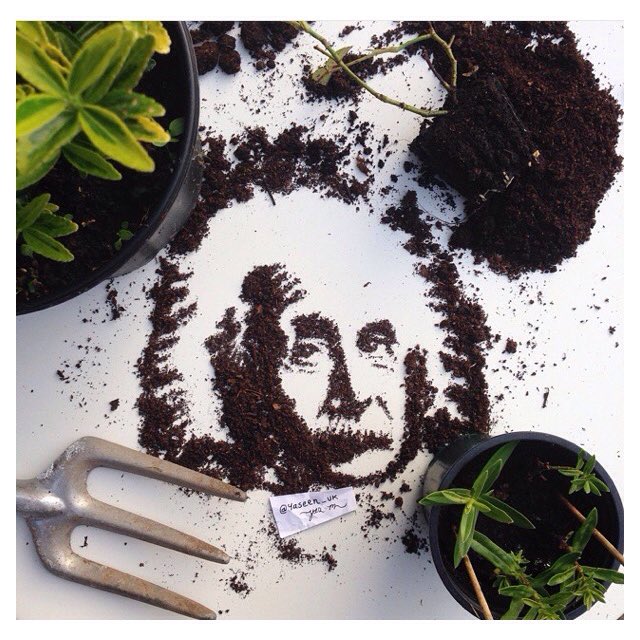 CreativPaper's tweet photo. Gardening with Einstein 🌱 @yaseen_uk #creativpaper https://t.co/a6JioOEYeI https://t.co/TDh6zHB9cR