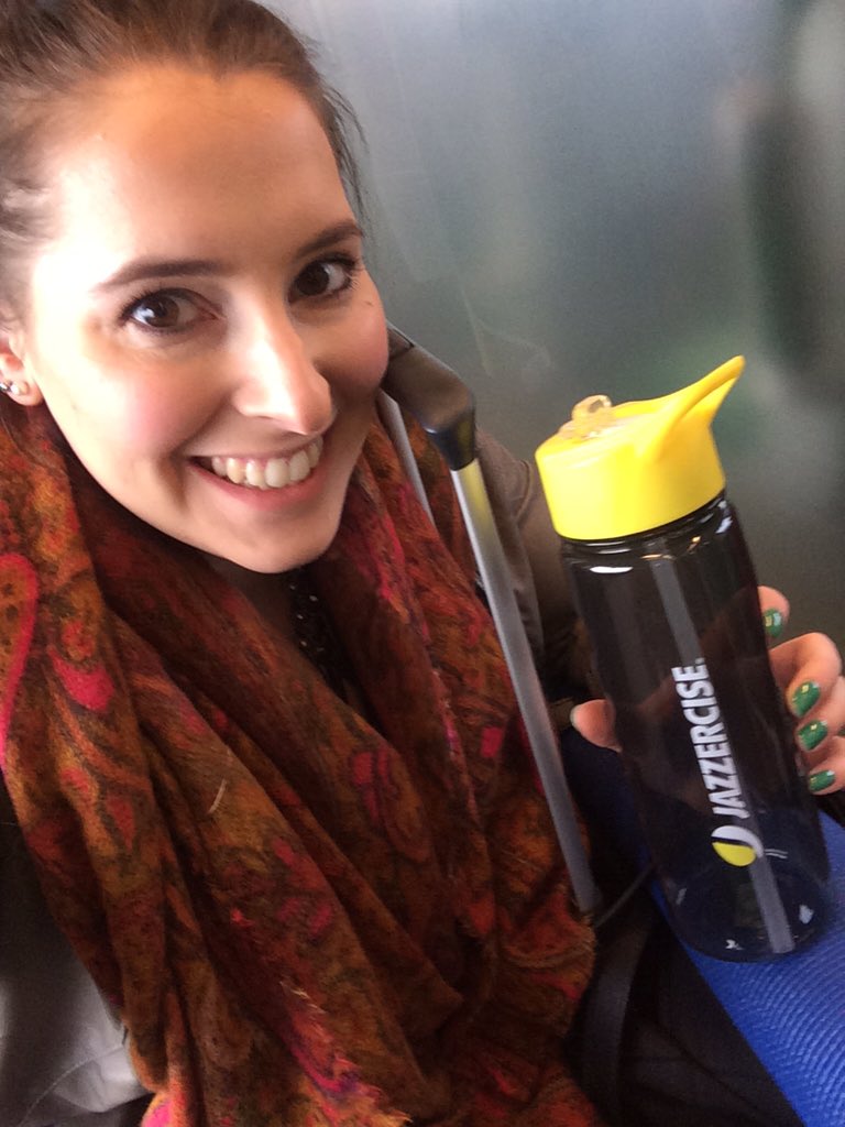 VikkiGT's tweet photo. On train to work with all my jazzercise gear ready to start the #FITWEEKEND later bring it on! #jazzercise #FitKrew https://t.co/XDIlv5zS18