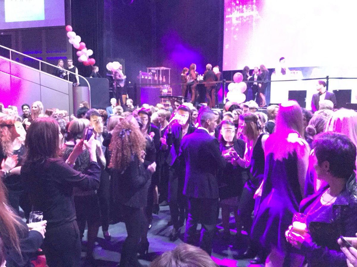 # super😄😄 # <a href="/S_Lalanne/">Stéphane Lalanne</a>  # <a href="/P_Mountford/">Philip Mountford</a>  # <a href="/Sophieducloy/">Ducloy</a>  # <a href="/BarbaraSagot/">Barbara Sagot</a>  # <a href="/04_Loulou/">Louise</a>  # <a href="/VandaeleMagali/">vandaele</a>