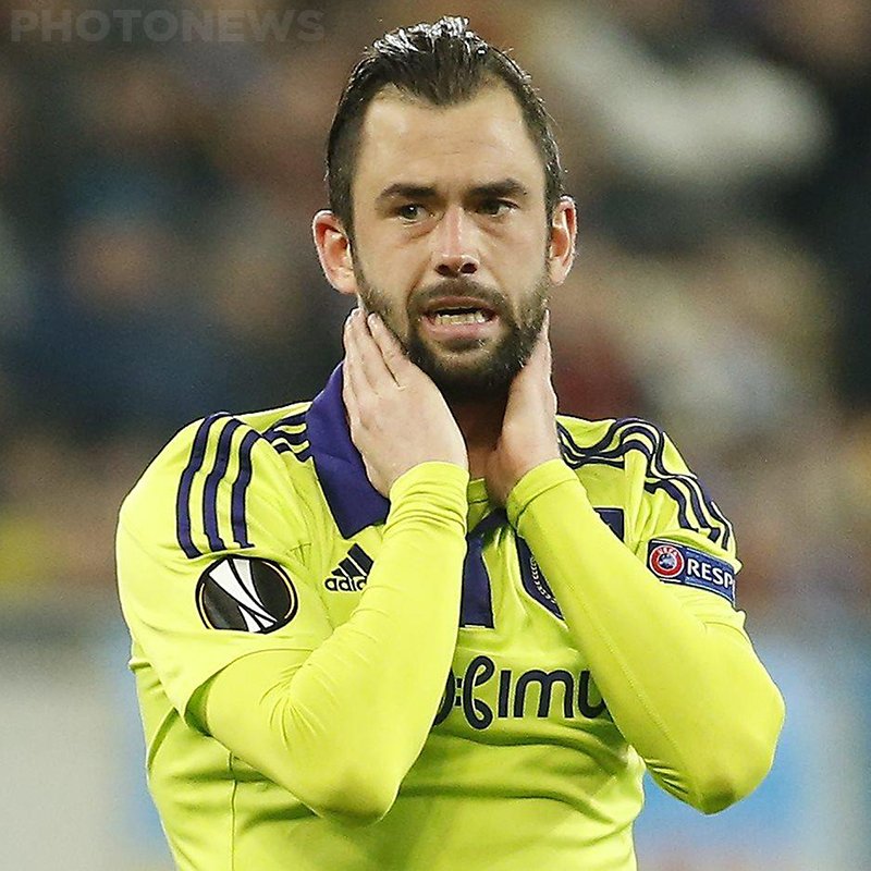 rscanderlecht's tweet photo. Les réactions recueillies après la défaite face au Shakhtar https://t.co/NbTQ5MuJ95 #RSCA #UEL #shaand https://t.co/zJU4O7slzL