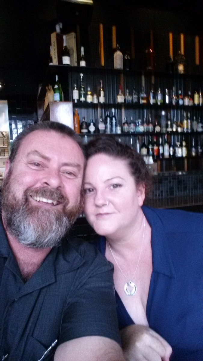 RockhoundzRocks's tweet photo. Having a drink and dinner before @WorldSciFest #wfsbrisbane with @missvivisection https://t.co/nEm2Rfopqb