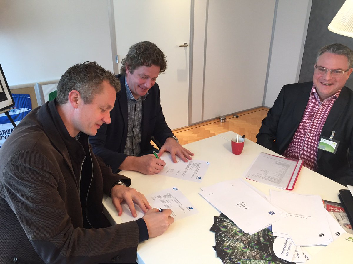 Contract getekend: Zalsman single supplier levering drukwerk voor UWV Nederland. BAM! #drukken #printen #logistiek