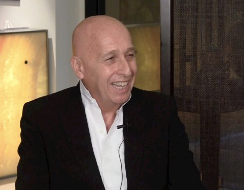 chinamoneypod's tweet photo. Allan Zeman Sees 5% Housing Price Correction In Beijing And ... - https://t.co/TsxpbhjNLY #China #investment https://t.co/7HhnURd1Xo
