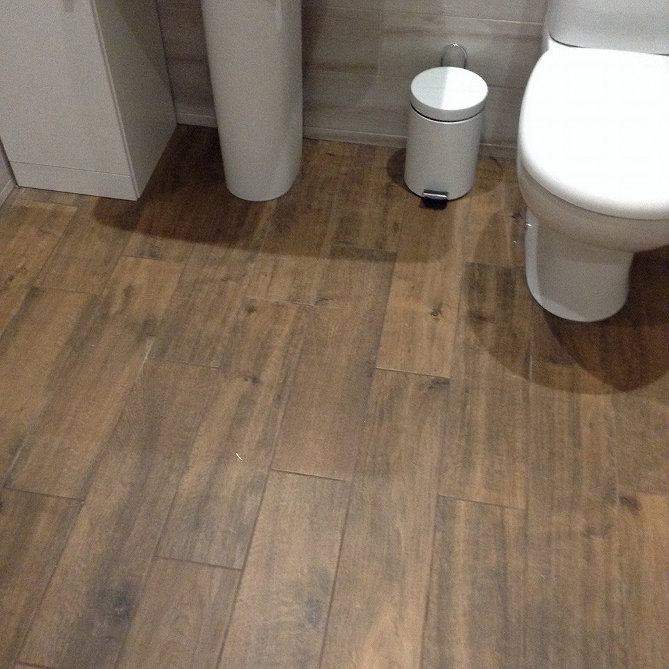 DGPlumbHeat's tweet photo. A recent D&amp;G bathroom install - For a free quotation call 01522 247002 #plumbersinlincolnshire https://t.co/B91QJMEUIL