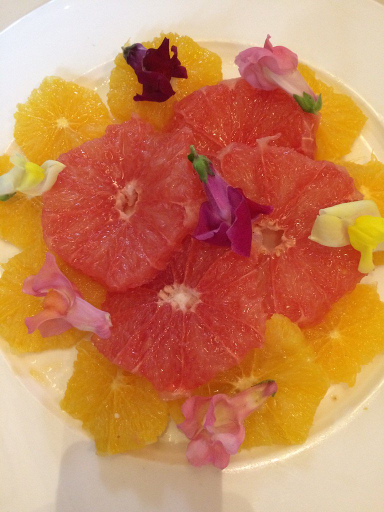 Citrus breakfast #ContiniRistorante #Healthy #sunshinefromItaly