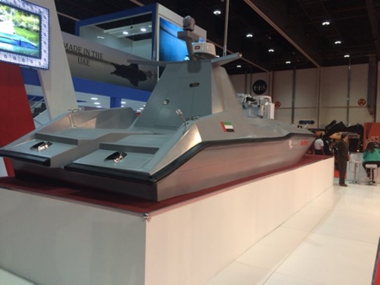 الإمارات: تطوير أول قارب عسكري مسيّر مزوّد بالأجهزة الدفاعية CdQgssfUAAEt-Qq