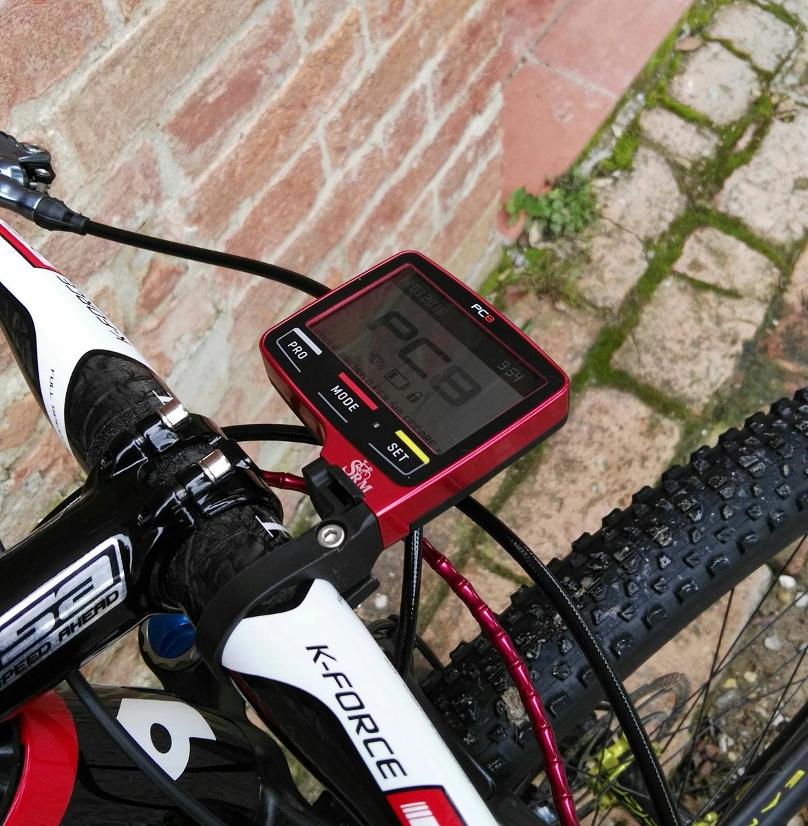 Un ringraziamento a <a href="/srmtraining/">SRM Training System</a> &amp; <a href="/simone/">Simone van Hattem</a> per questo super gioiellino! #pc8