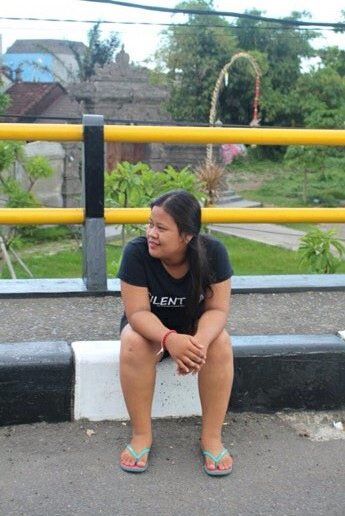 Entah apa yang saya liat,intinya saya tersenyum😝😍