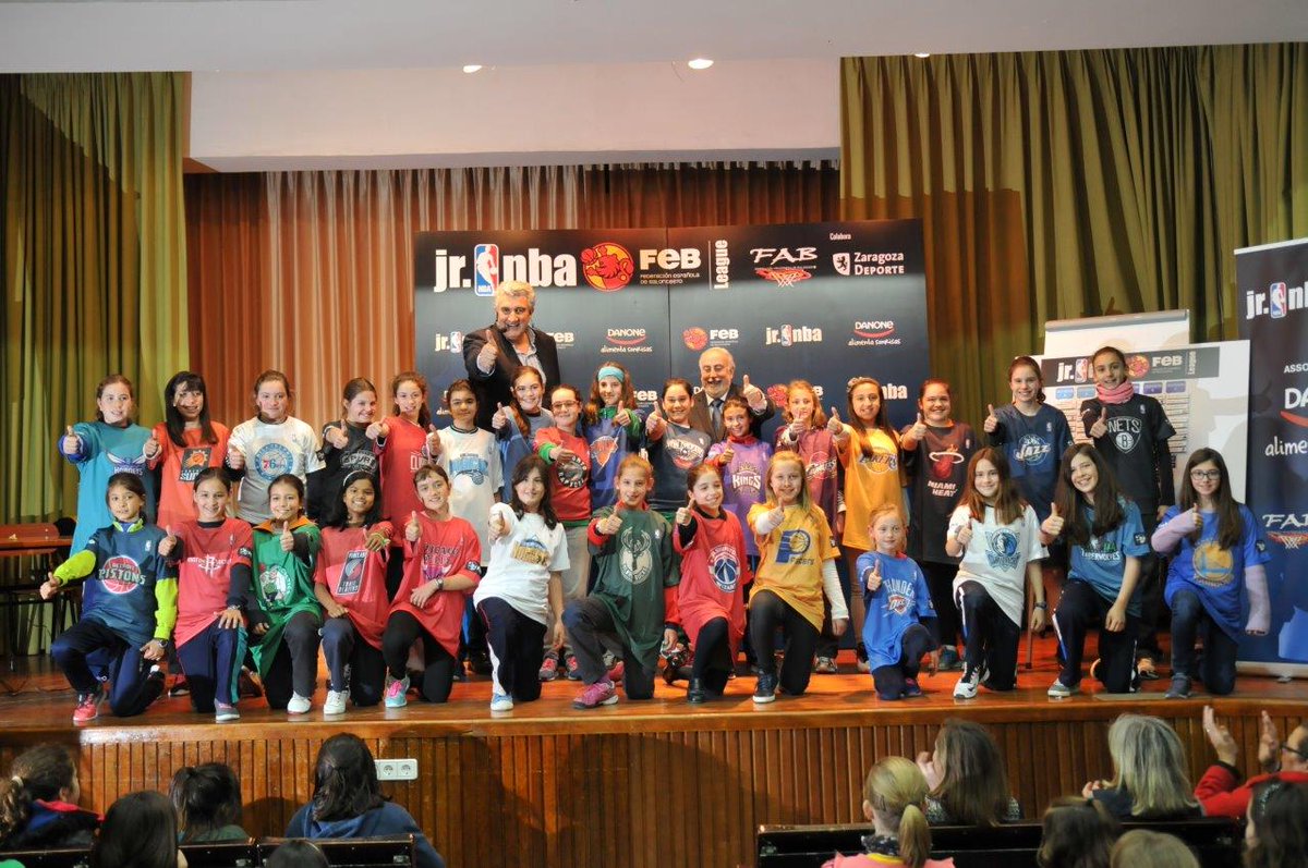 BaloncestoESP's tweet photo. #JrNBAFEB Gran acogida del 'draft' de Zaragoza https://t.co/qwtQ4vySIh https://t.co/Nokw9hA87R