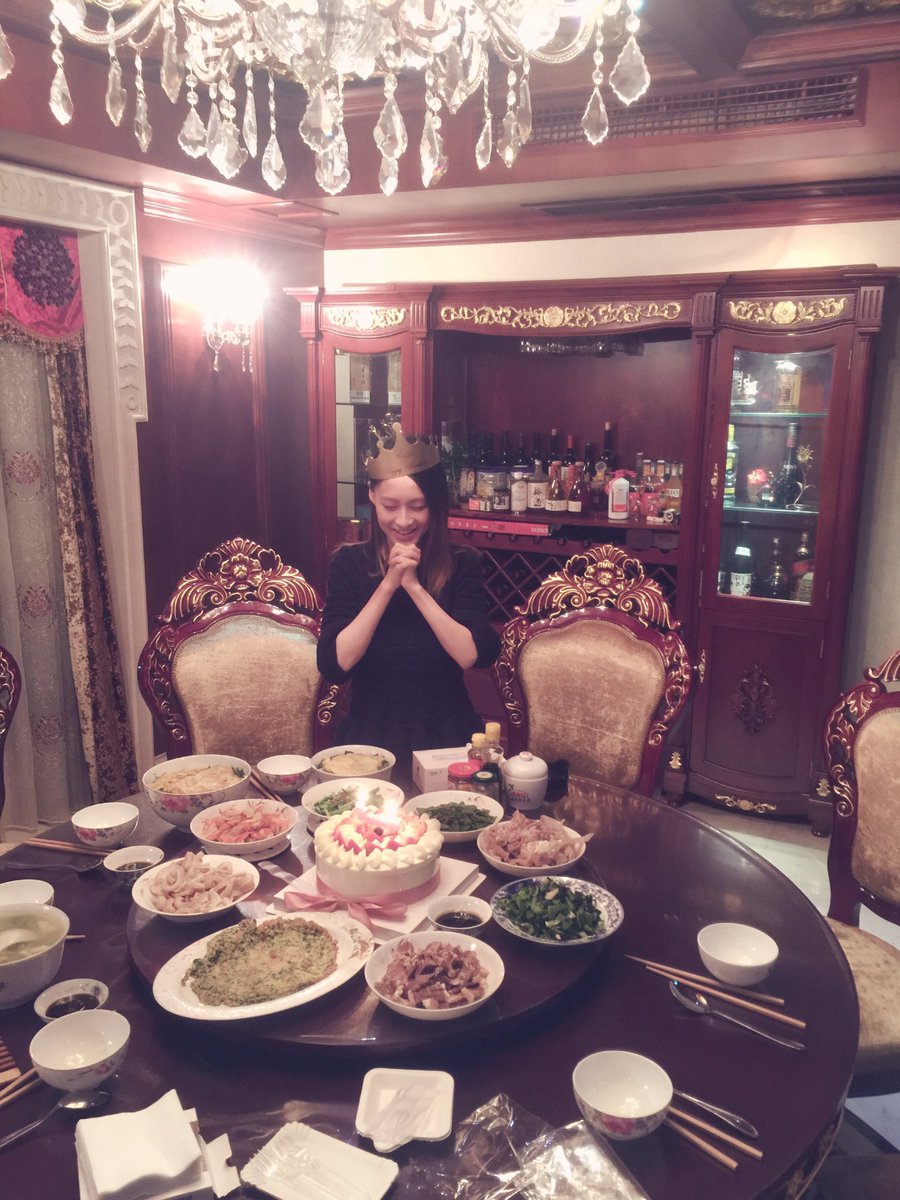 15歳モーニング娘。に入ってみんなとの出会いもう10周年ですね！皆の