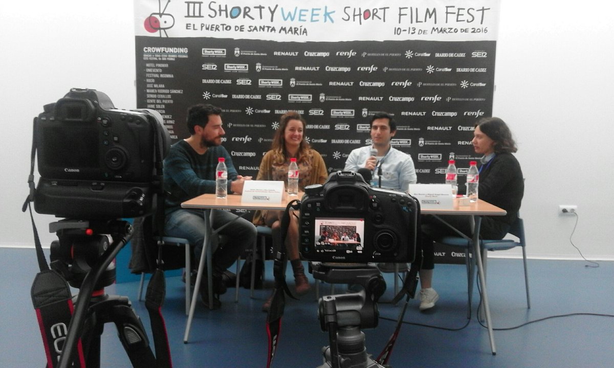 María Sánchez tweet media