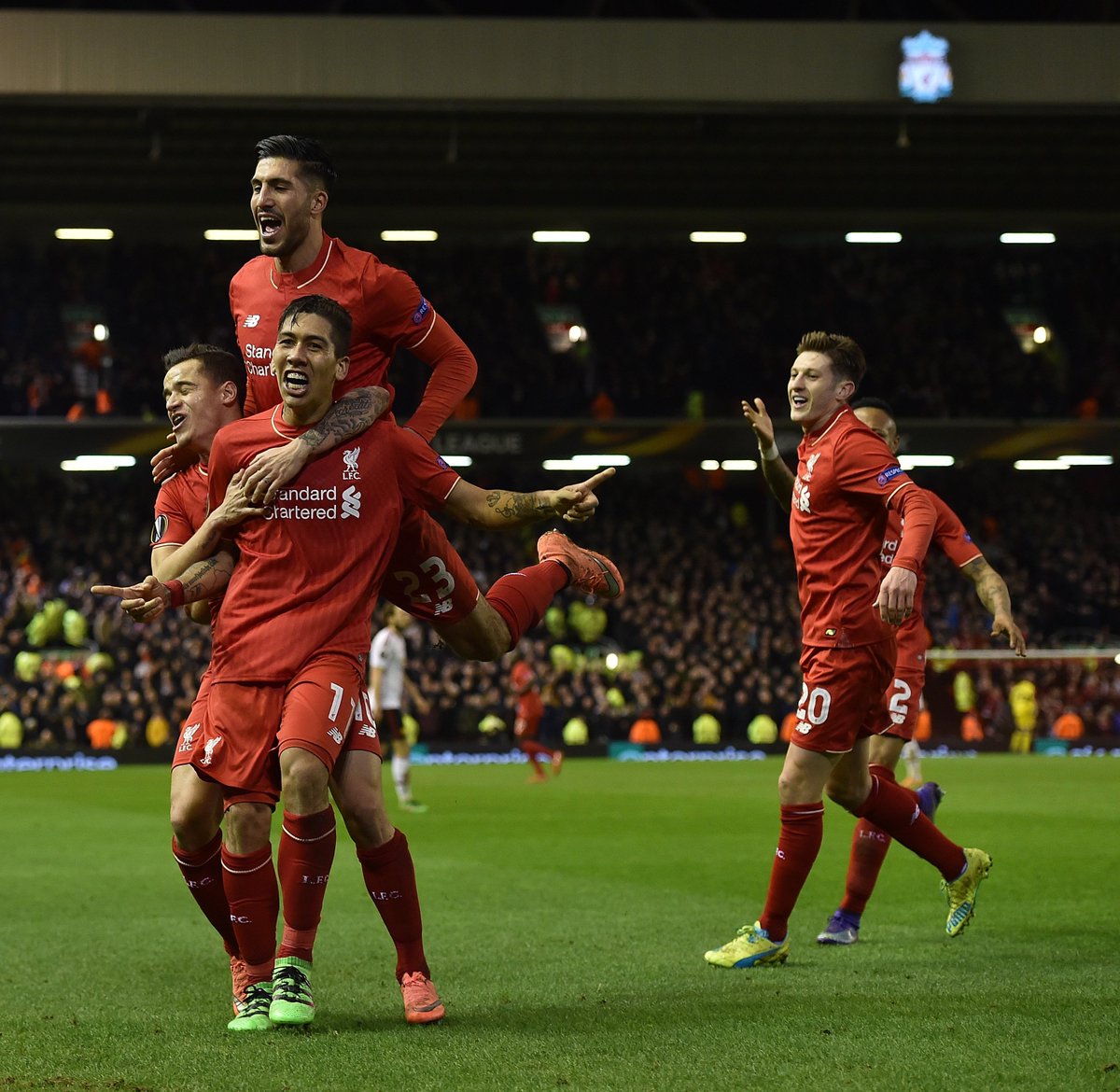AlexBullockHQ's tweet photo. 💥💥BOOM BOOM BOOM💥💥

Up next for #LFC...

⚽ @ManUtd
🏆 @EuropaLeague
🗓 17/03
⌚ 20:05 GMT
📍 Old Trafford https://t.co/rAJiaHE7sL”