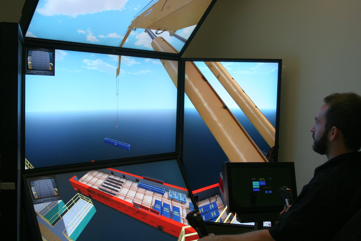 FunkRobo's tweet image. #OTCAsia attendees can try an offshore crane simulator at the @vxsim booth: cm-labs.com/meet-the-vorte…