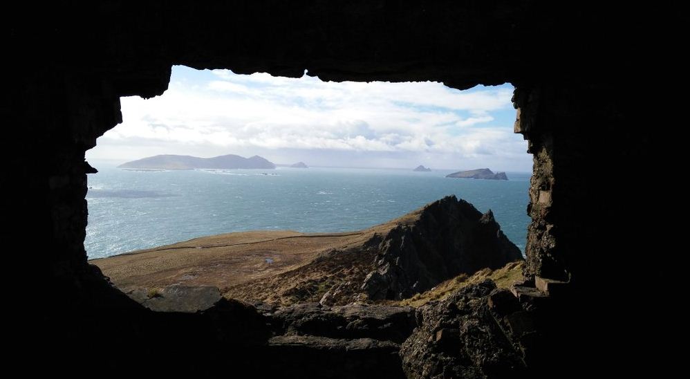 wildatlanticway's tweet photo. Amazing 🖼 😍! Share your pics using the hashtag #WildAtlanticWay! Plan your adventure here https://t.co/iLozCsU8Ip https://t.co/0utVF20xdc