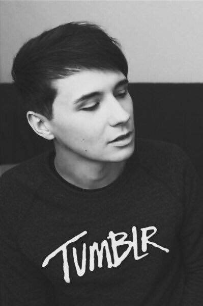 LOSTB0YLESTER's tweet image. RT to bless someone's tl with this accidental model