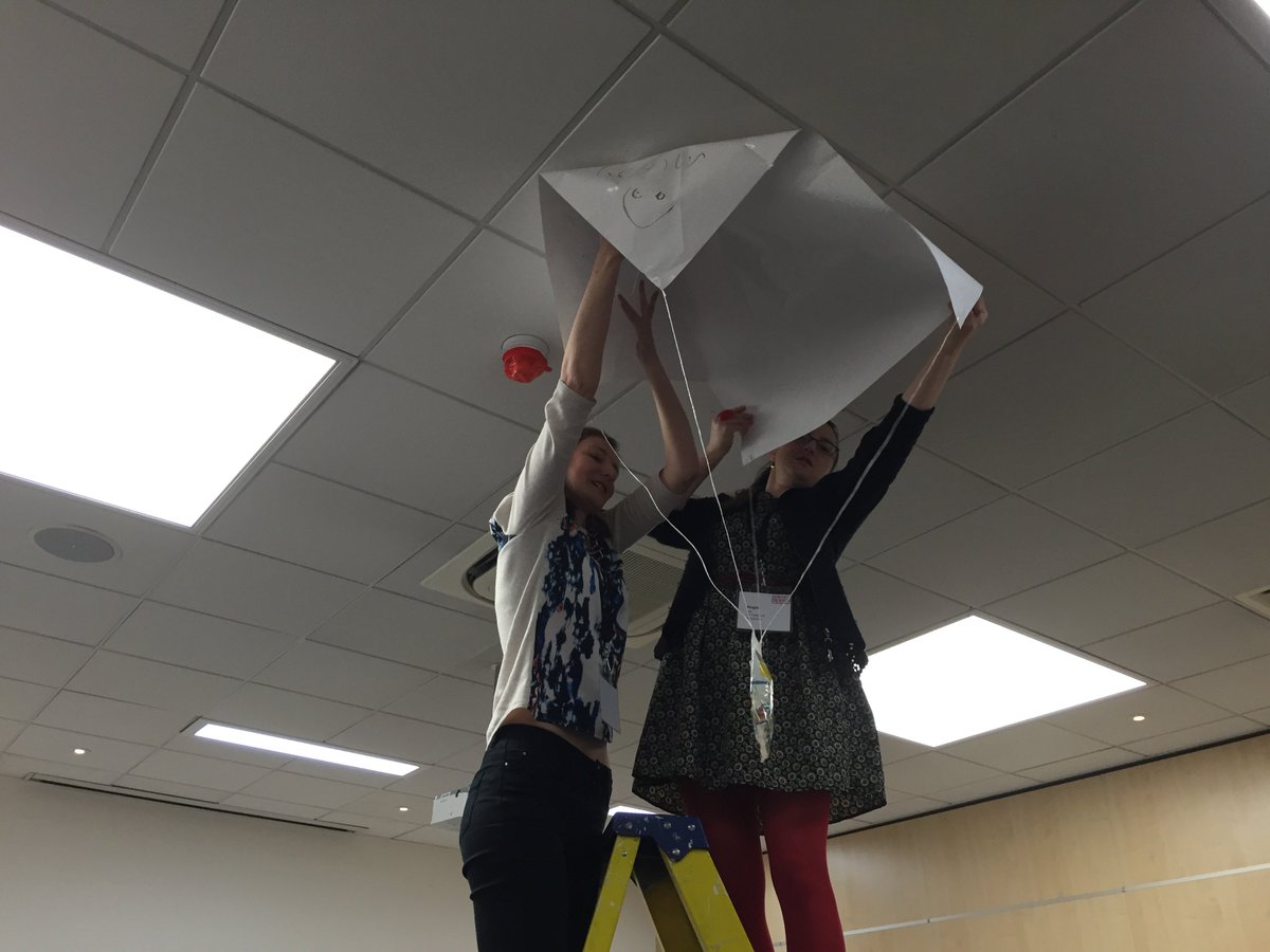 phillirose's tweet photo. Size matters. #STIteam #mvp Minimum viable parachute #sdingov https://t.co/CDVwfTRlyc